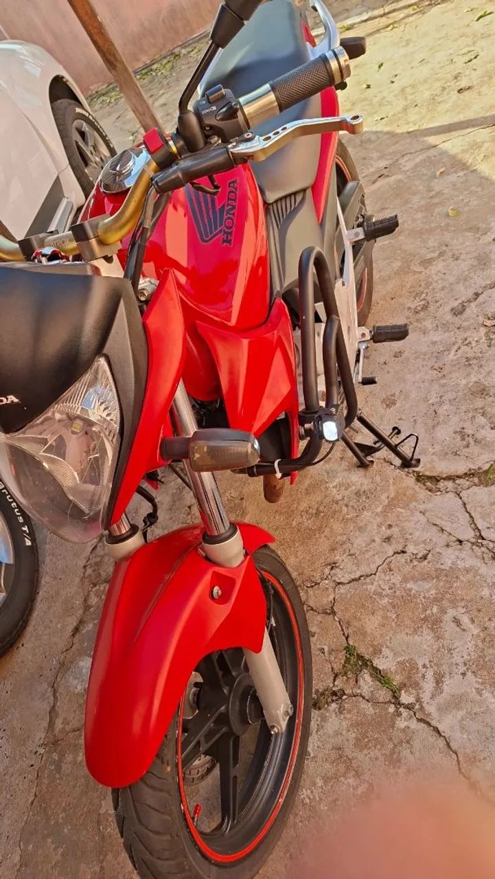 CB 300 SUPER CONSERVADA 