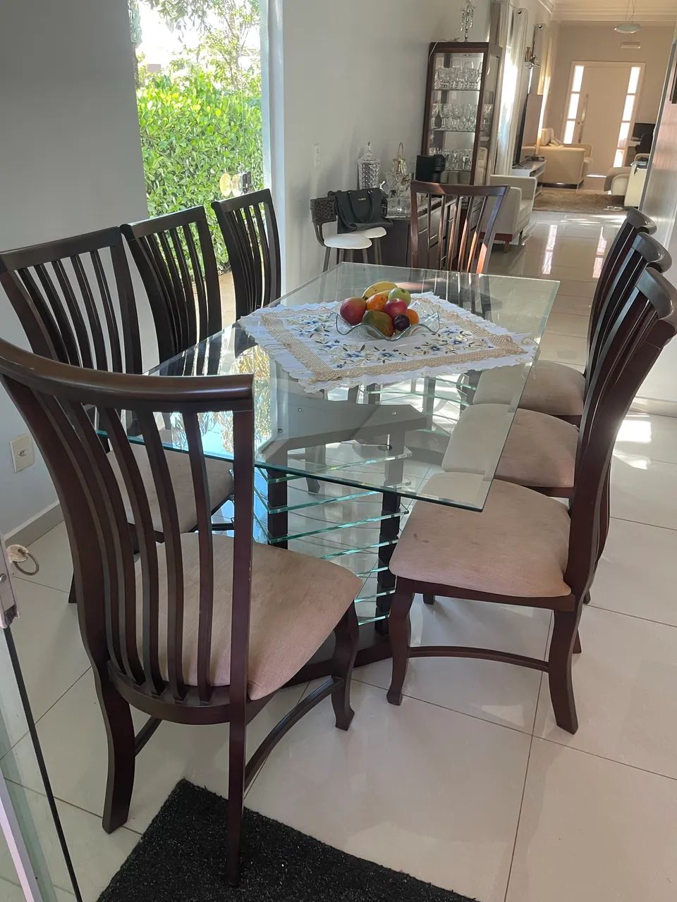 Mesa com 8 cadeiras  - Foto 2