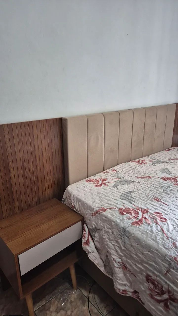 Cabeceira de cama com criado mudo  - Foto 3