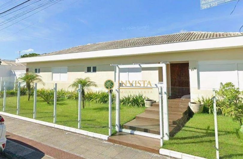 VENDA | Casa Mobiliada com piscina, 5 quartos e 5 vagas de garagem - Santa Mônica
