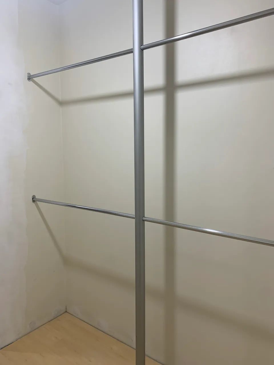 Vende cabideiro  - Foto 2