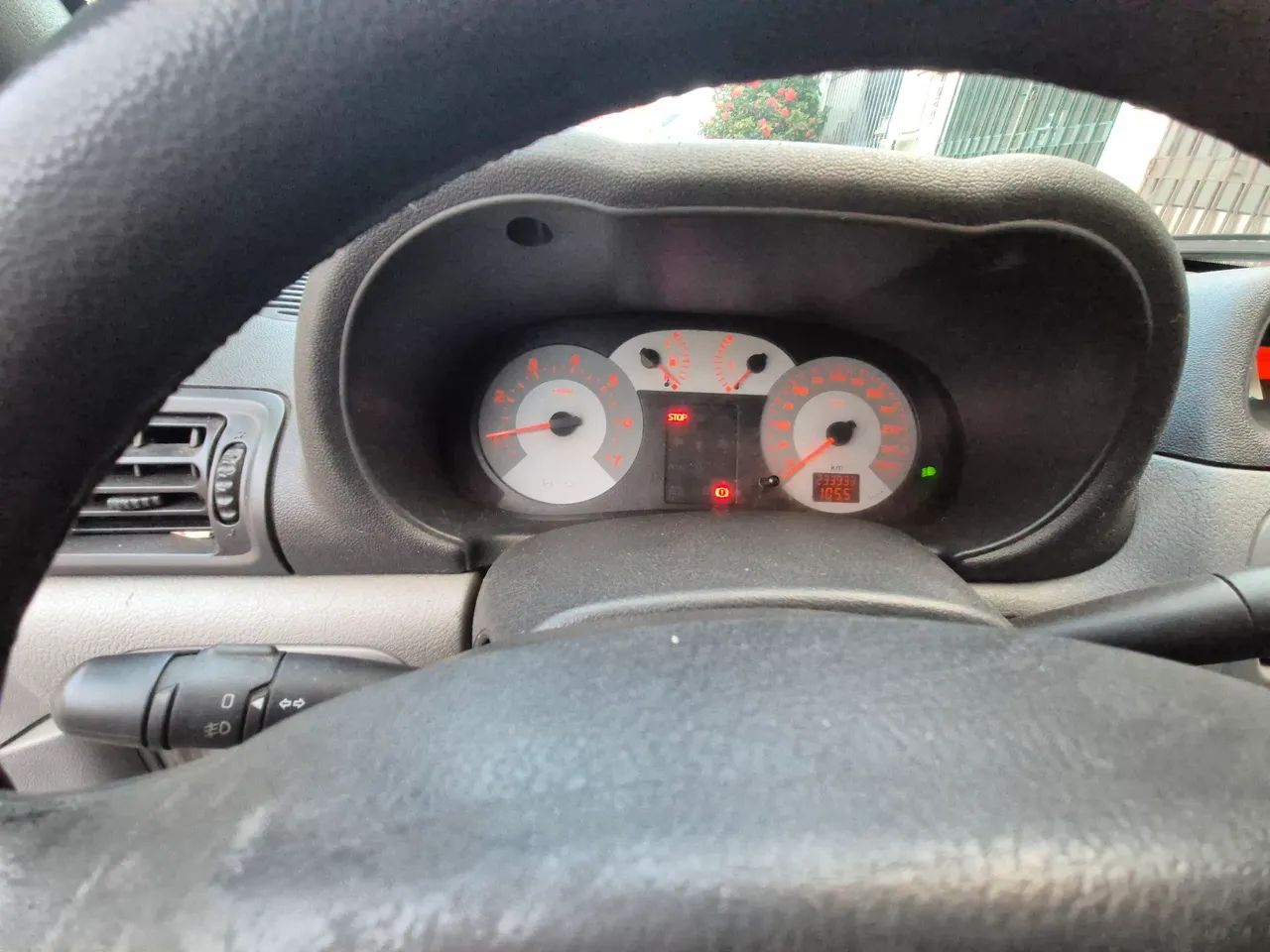 Renault Clio Sed. Expression Hi-flex 1.0 16V 4P 2008 - Foto 2