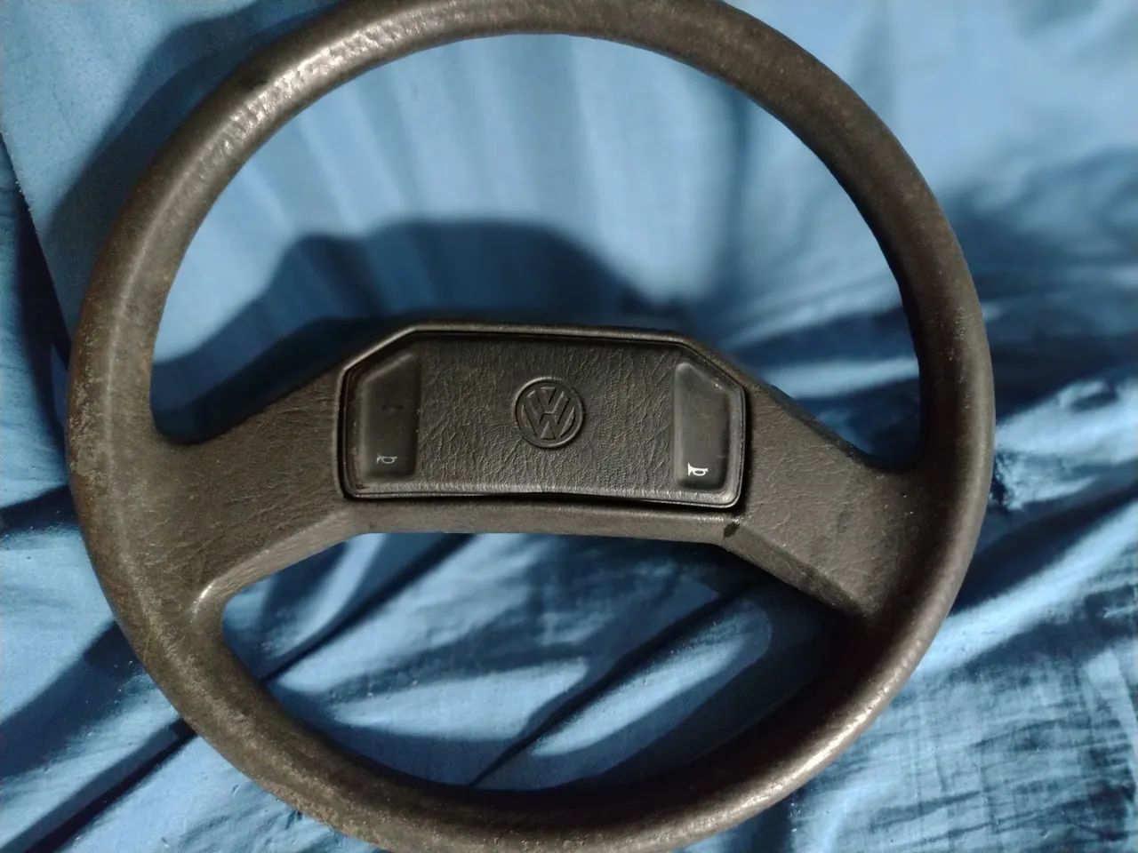 volante original do gol GL sim está disponível leia e veja onde é  obrigado..