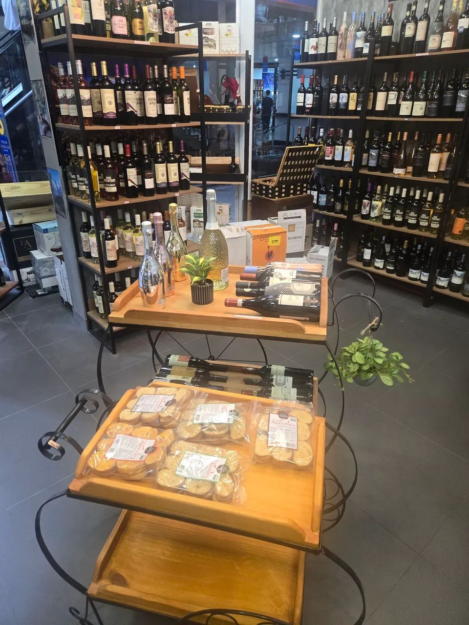 Vendo Loja de Vinhos - Foto 5