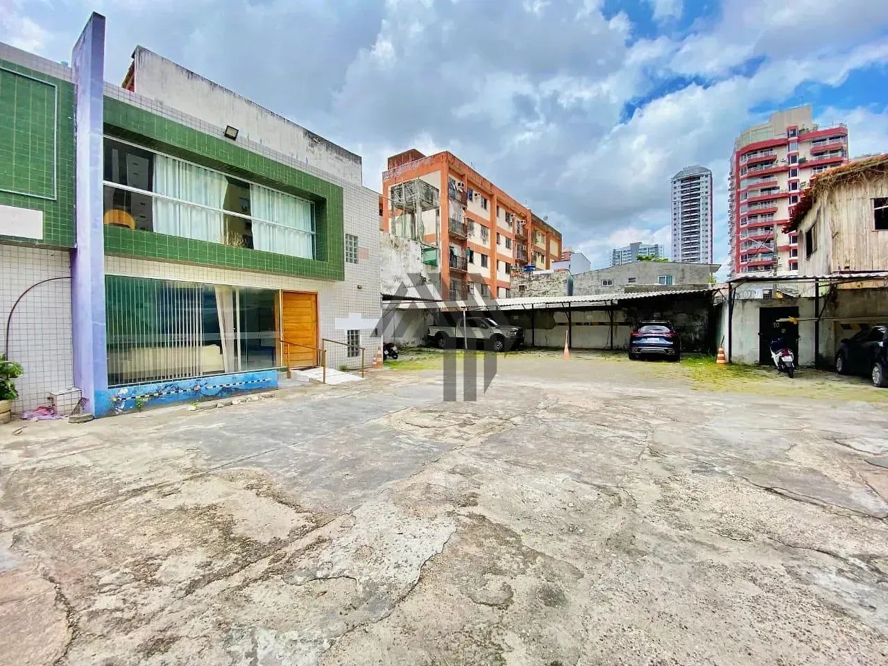 Sala para locação com aproximadamente 38m², em prédio comercial, estacionamento rotativo e - Foto 5