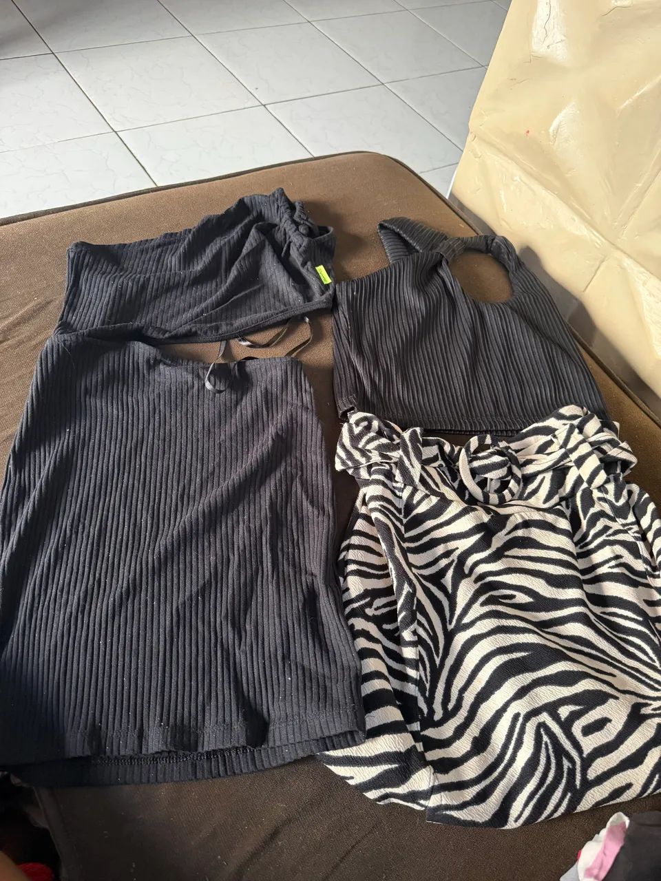 Lote de roupa 