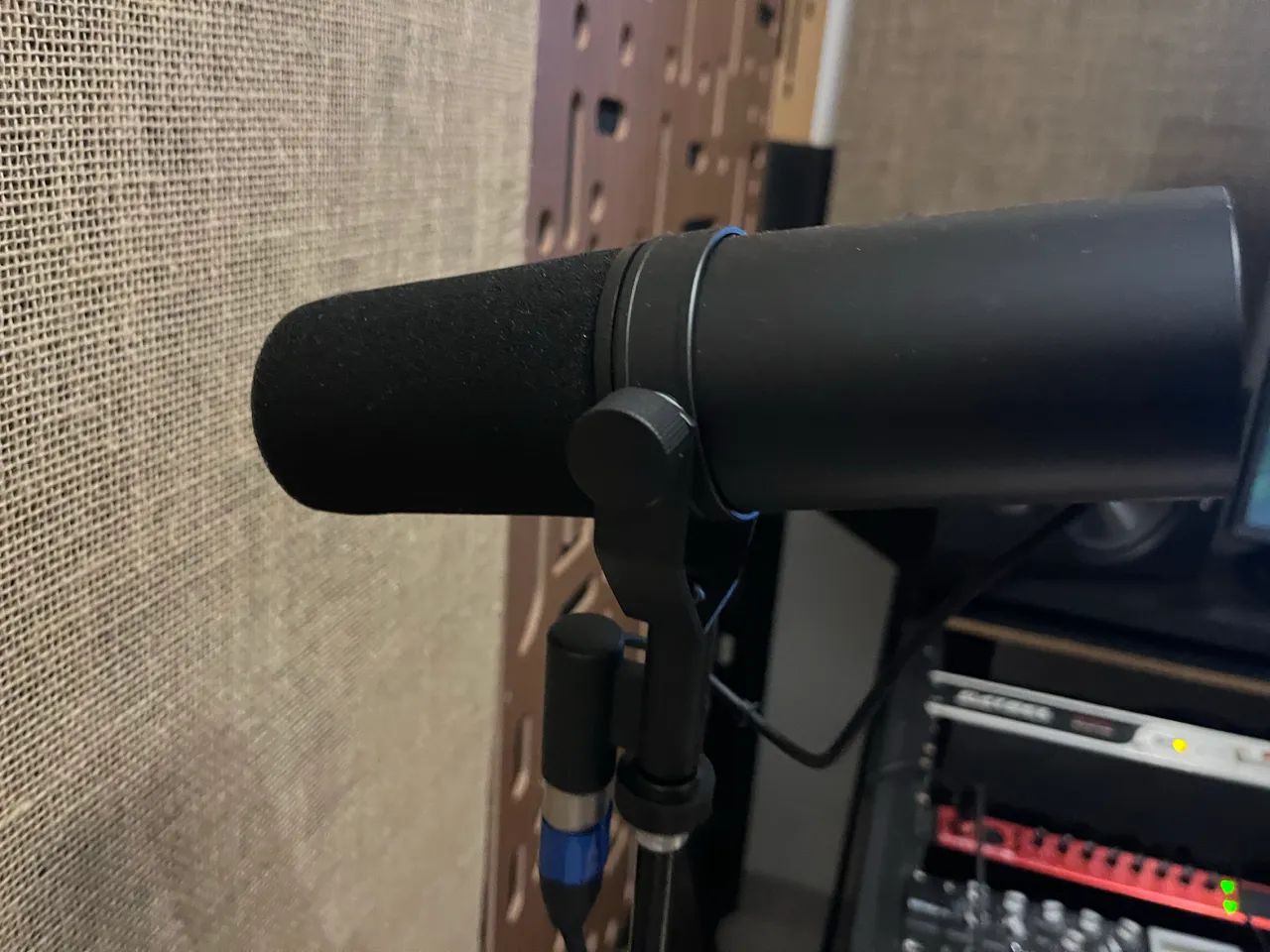 Microfone shure sm7B  - Foto 2