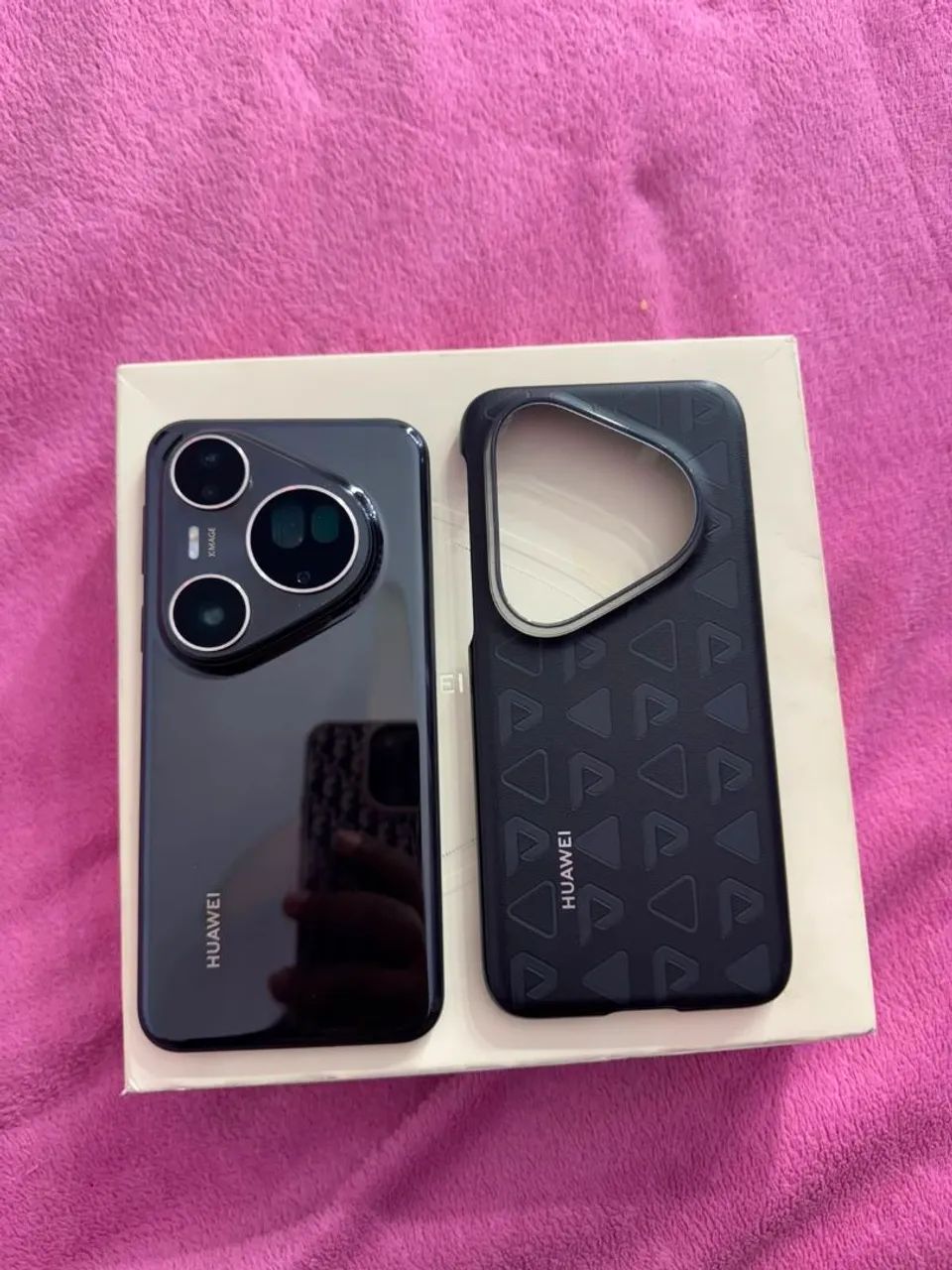 Huawei pura 80 ultra. 
