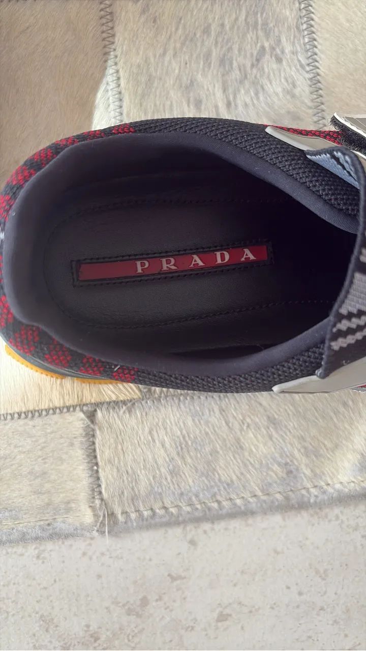 Tênis Prada tamanho 44