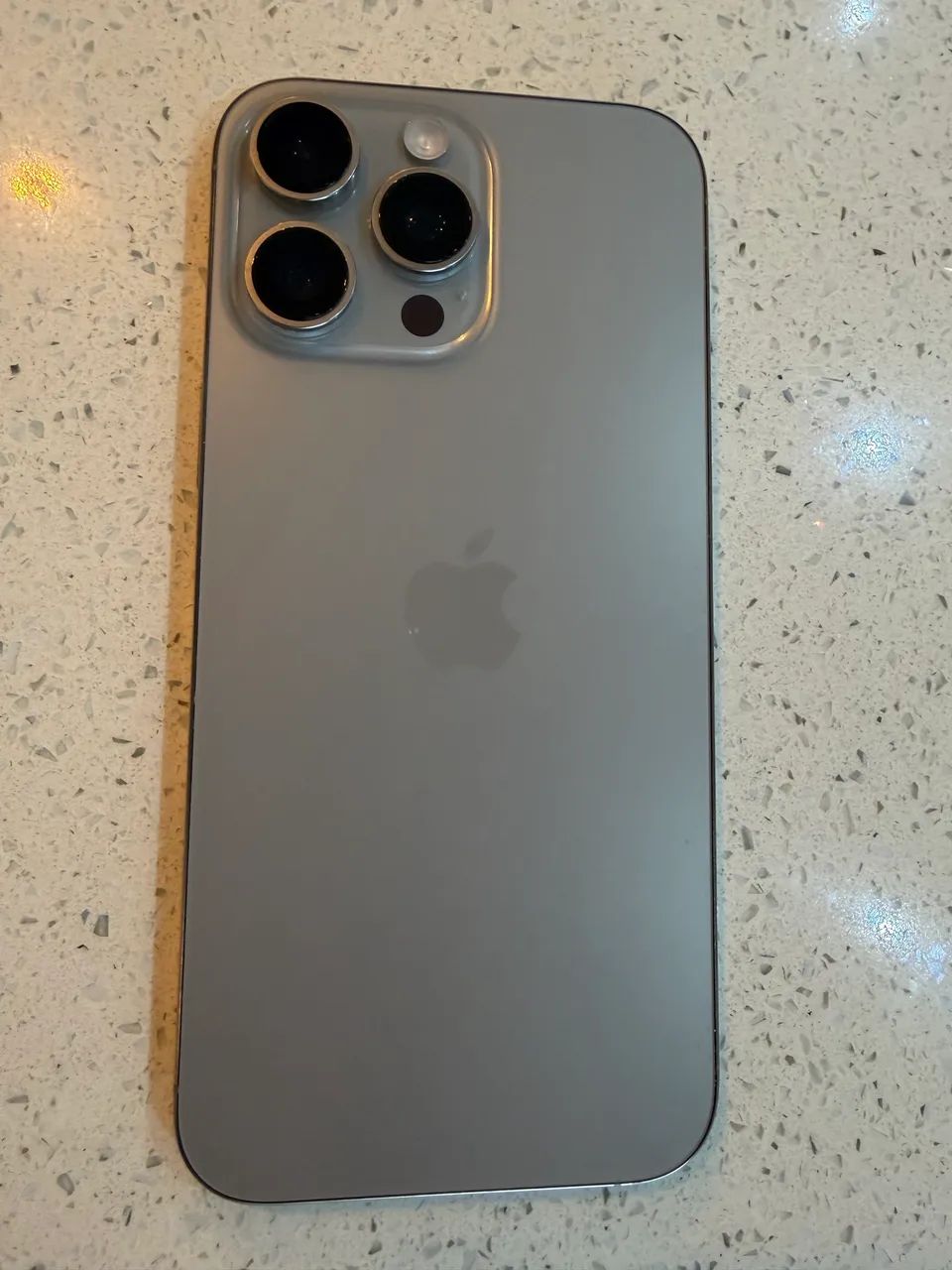 iPhone 16 pro max 256 gb excelente estado  - Foto 2