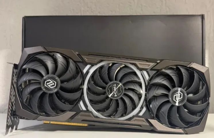 RX 7900 XTX 24GB TAICHI - Com Caixa