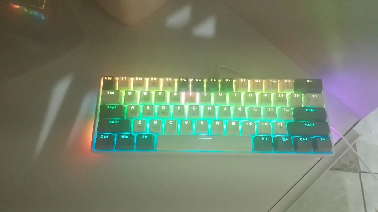 Teclado e mouse gamer RGB - Foto 3