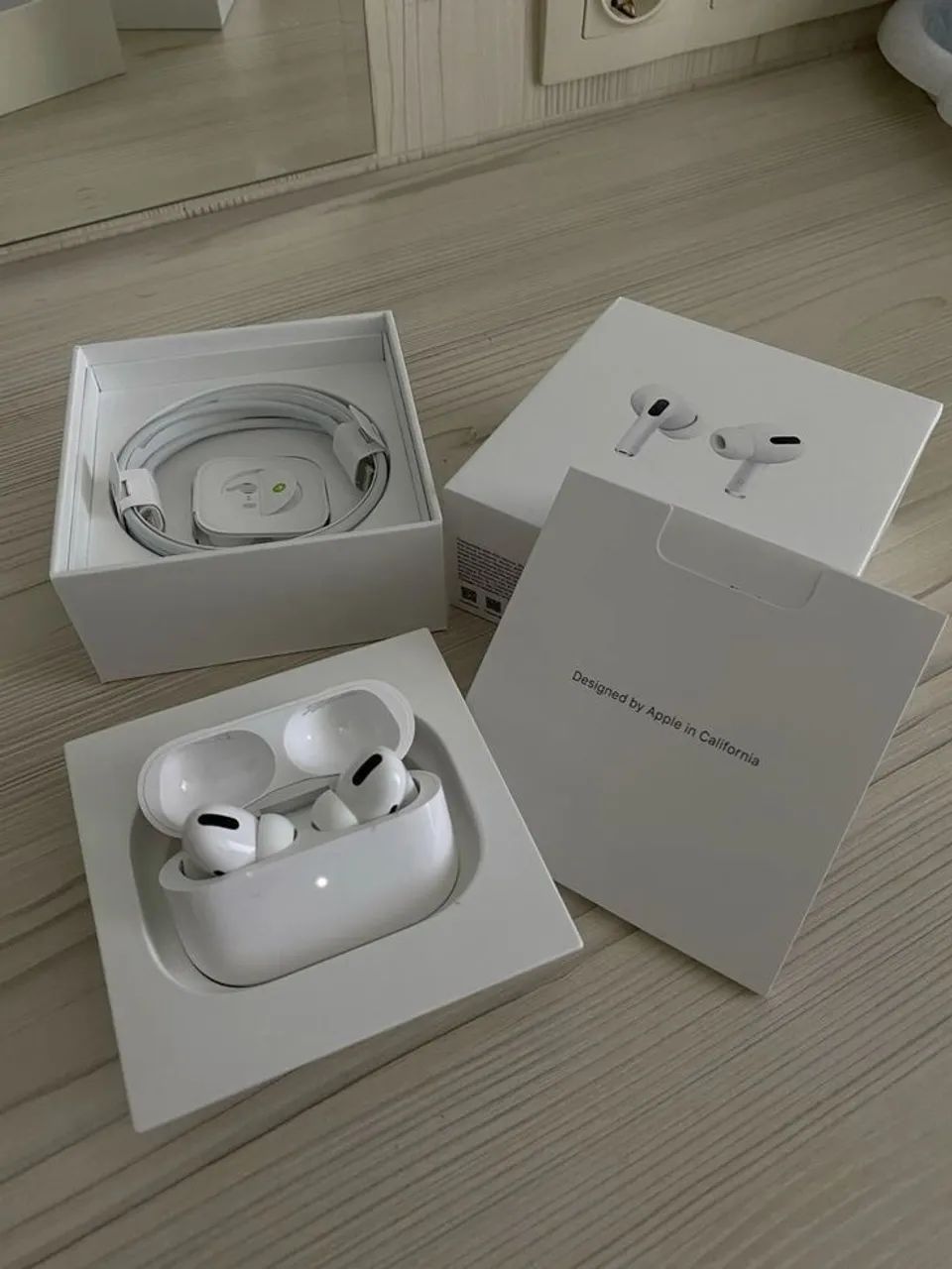 AirPods Pro 3 - Foto 2