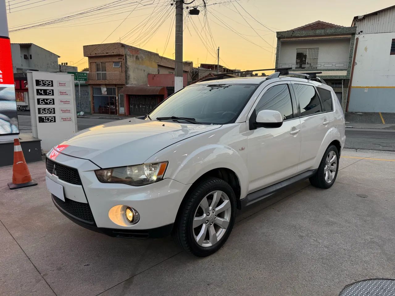 Mitsubishi Outlander 2012