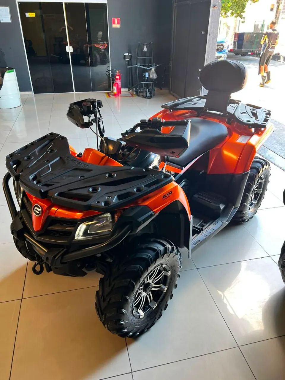 Quadriciculo CForce 520 4x4 - Foto 3