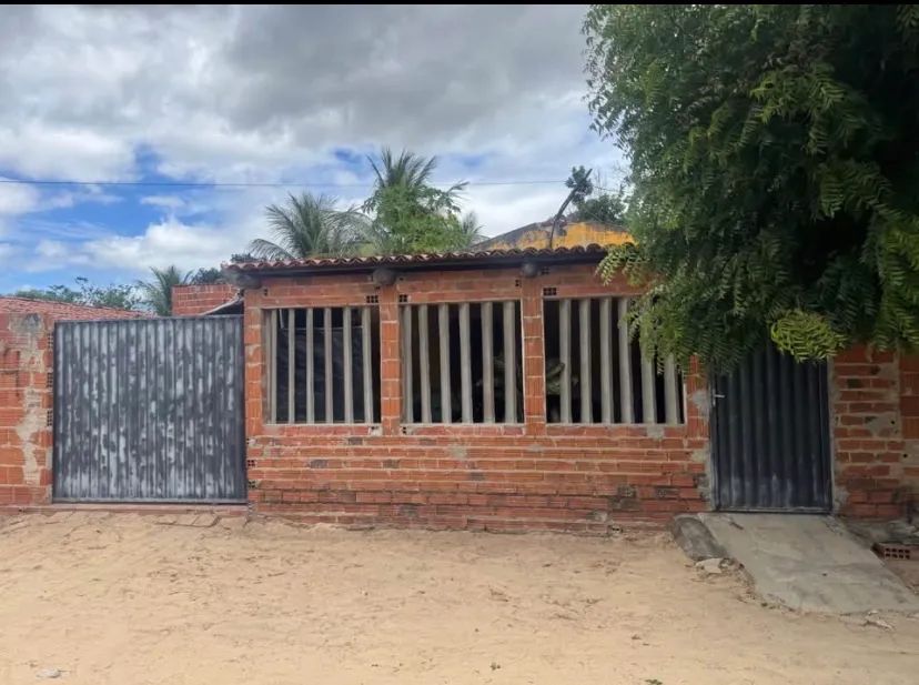 -  vendo essa casa em Palmital