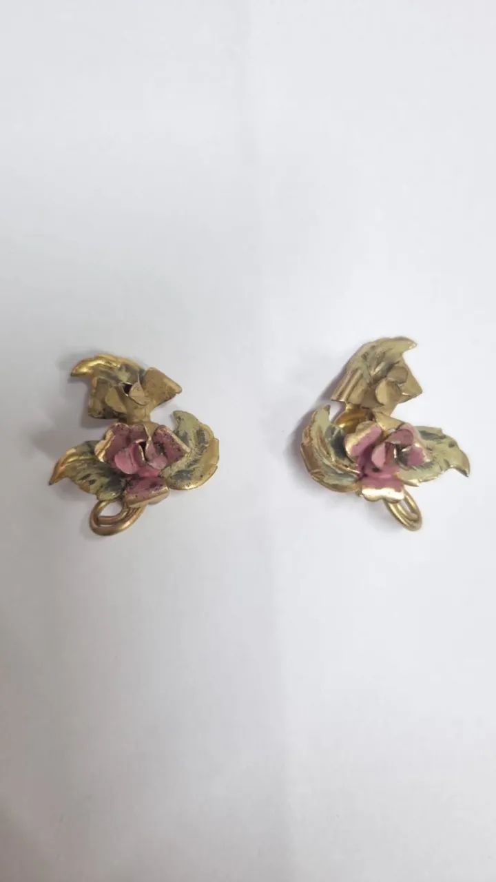 Brincos Vintage Florais - Clipe Dourado - Foto 3