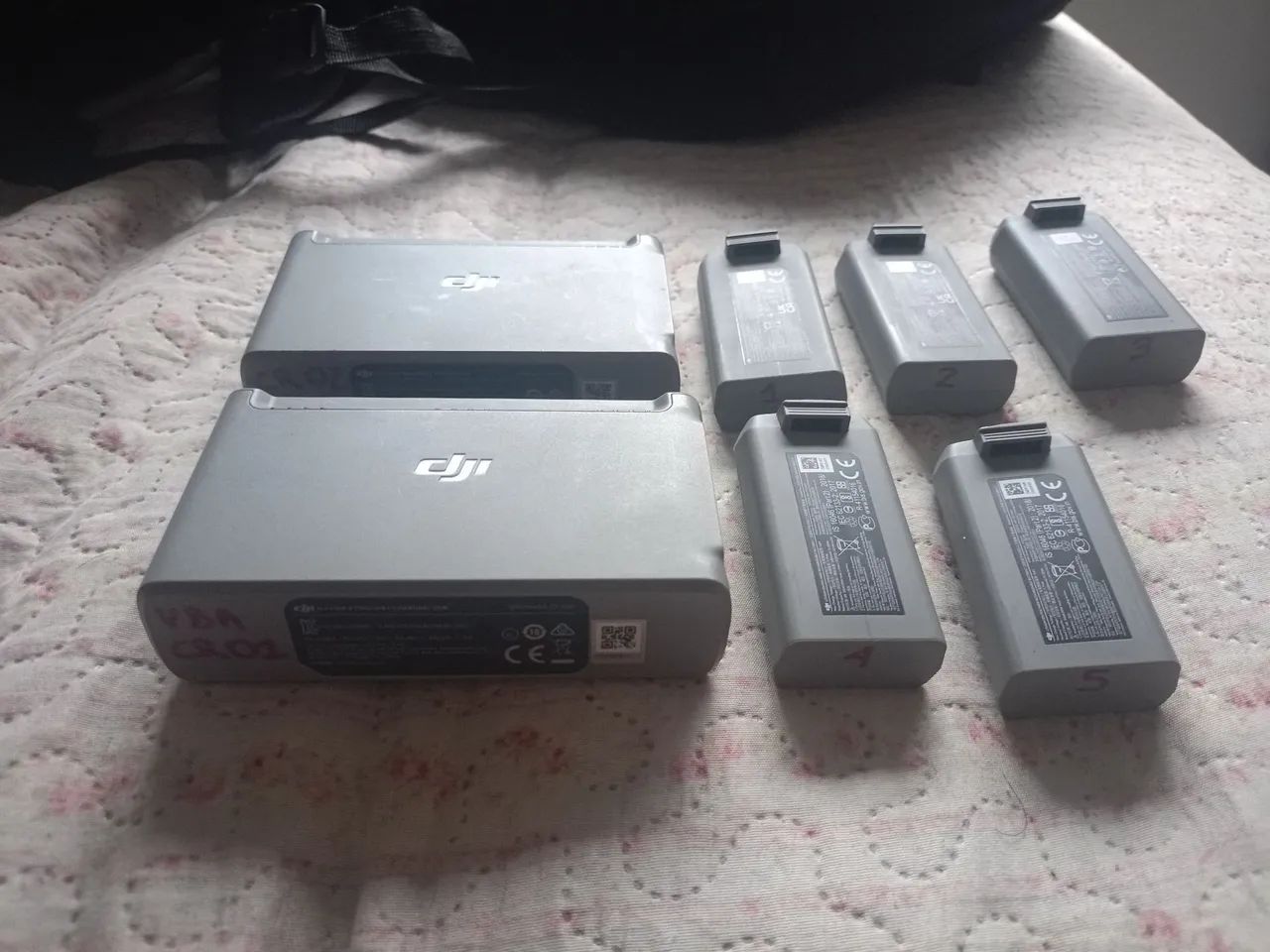 1 HUB + 2 Baterias DJI MINI 2  - Foto 2