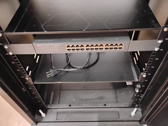 Gabinete Intelbras Rack - Foto 3