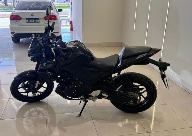 YAMAHA MT03 ABS 2024 - Foto 3
