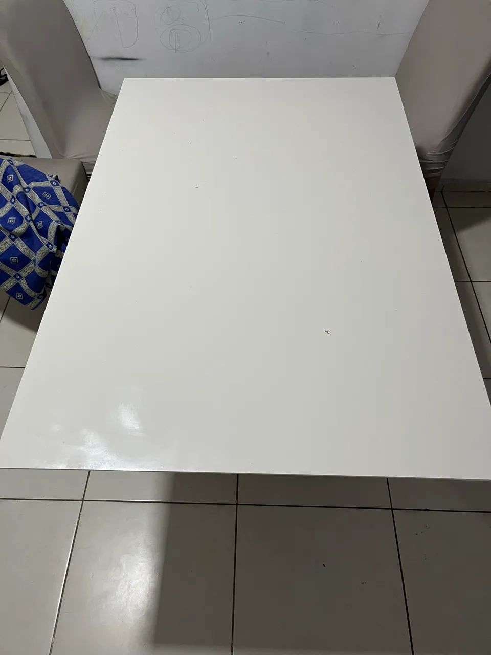 Vendo mesa com 4 cadeiras  - Foto 4