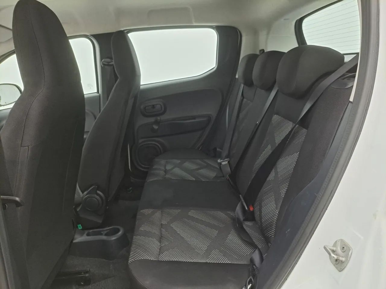 Fiat Mobi LIKE 1.0 Fire Flex 5p., foto 17 de 18