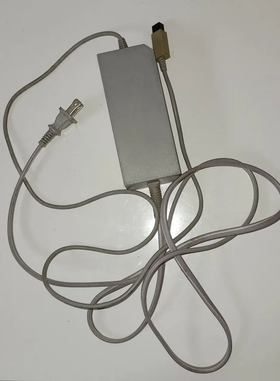 Fonte Wii - Nintendo Original. Funcionando perfeitamente!!!!
