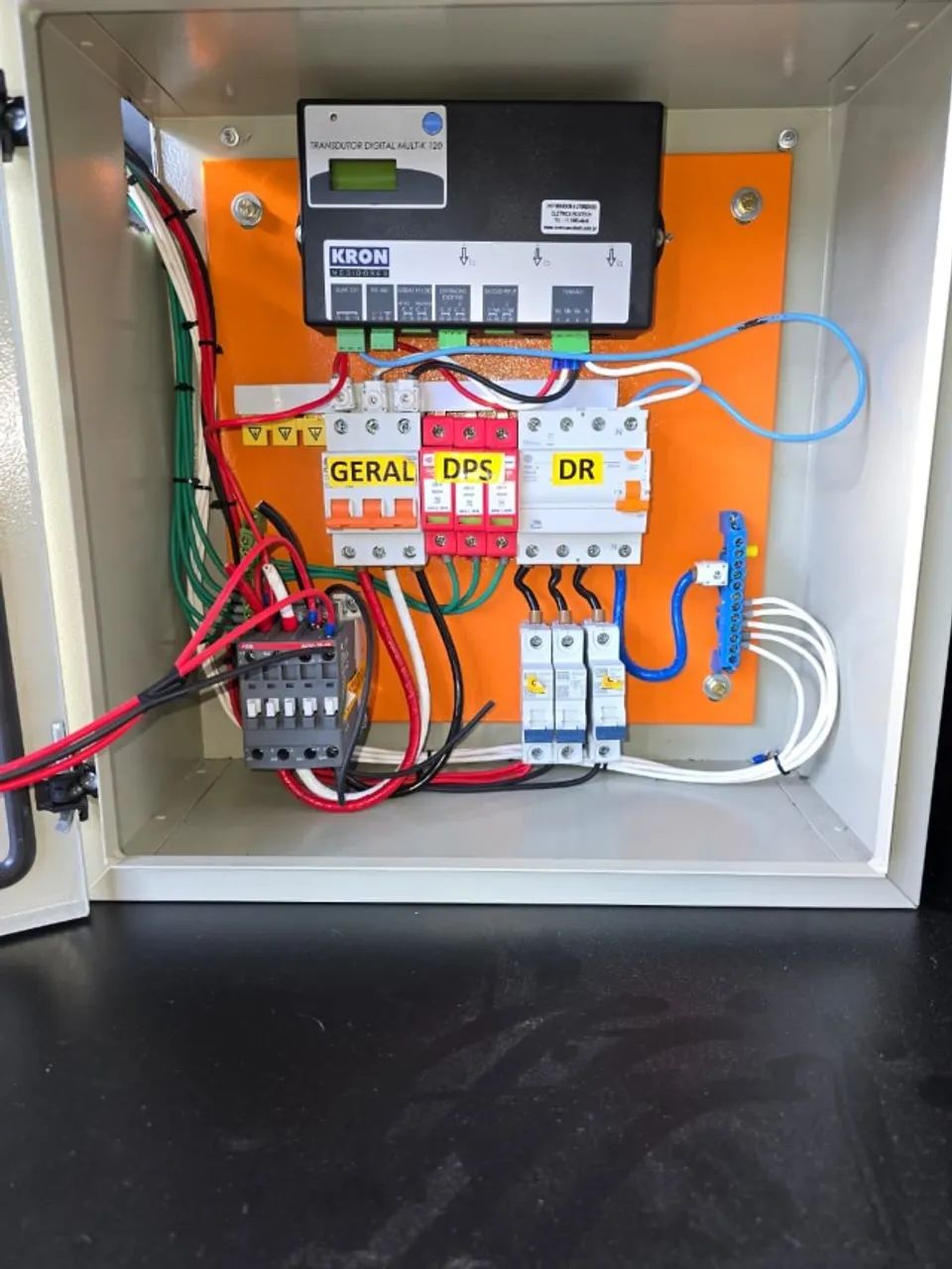 Quadro elétrico