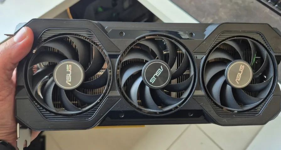Asus RTX 4060 Triple Fan - Foto 2