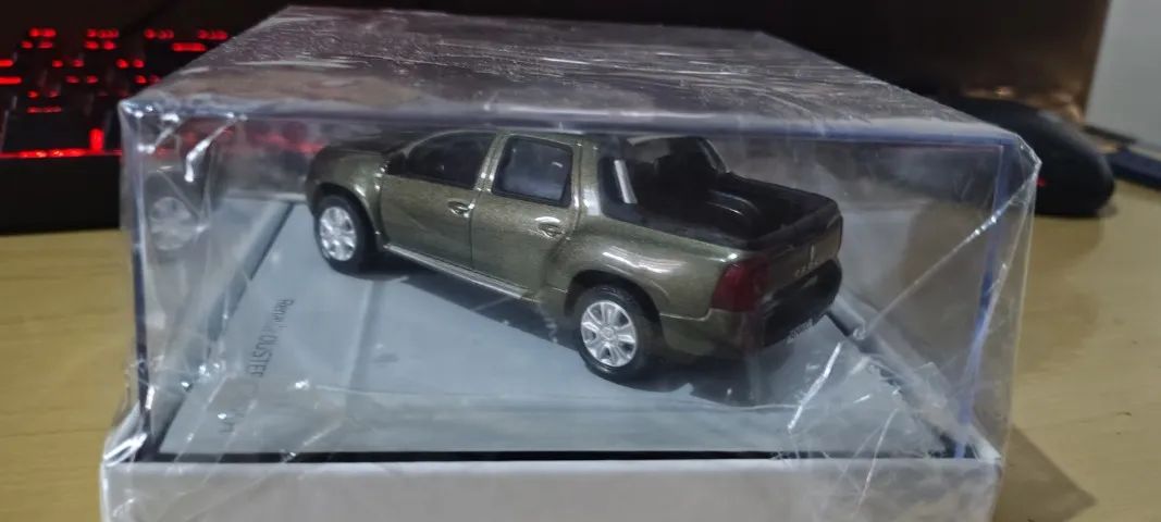 NINIATURA RENAULT DUSTER OROCH - Foto 4
