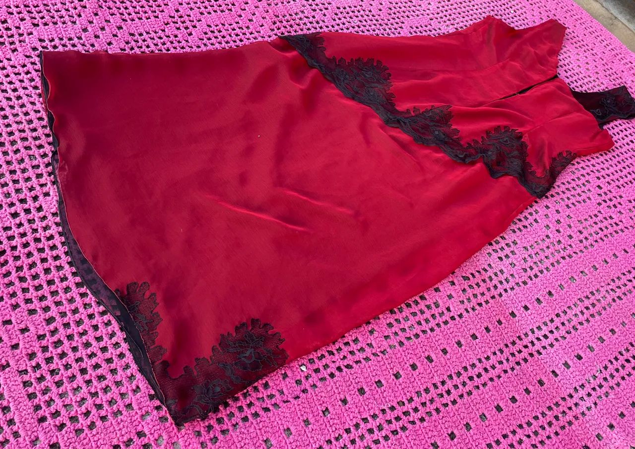 Vestido vermelho com renda  - Foto 3