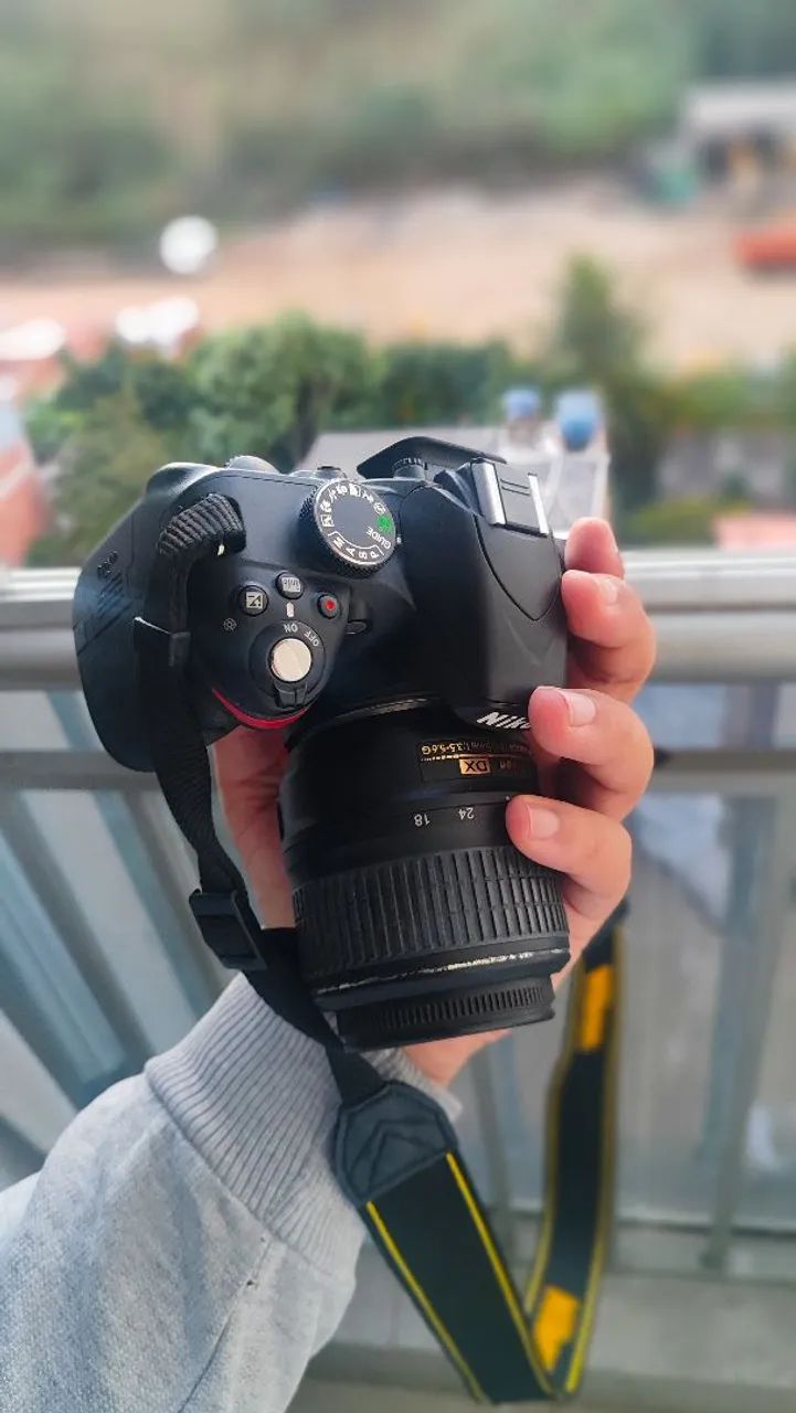 CAMERA NIKON 3200  18-55mm