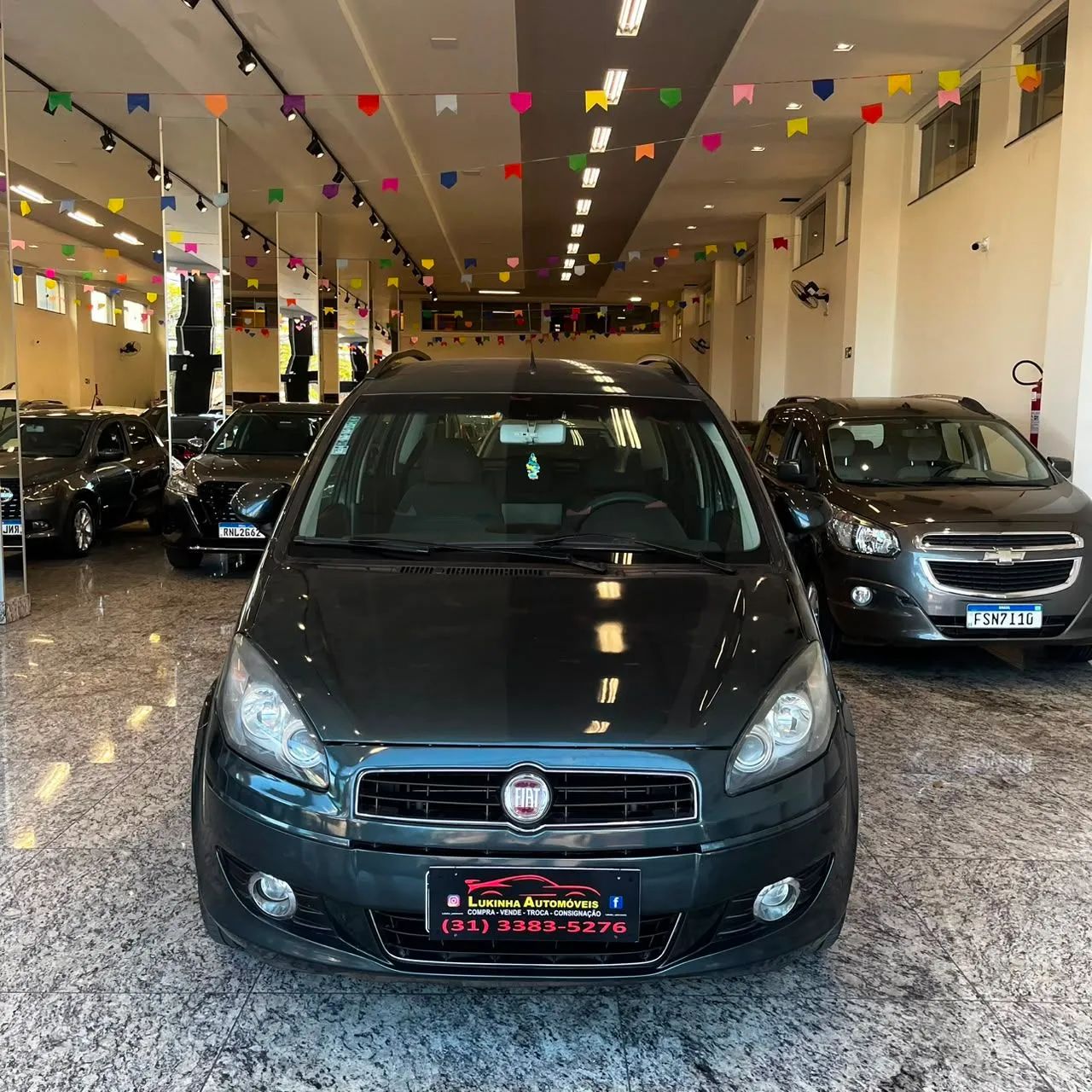 Fiat Idea Attractive 1.4 Fire Flex 8V 5P 2012 - Foto 2