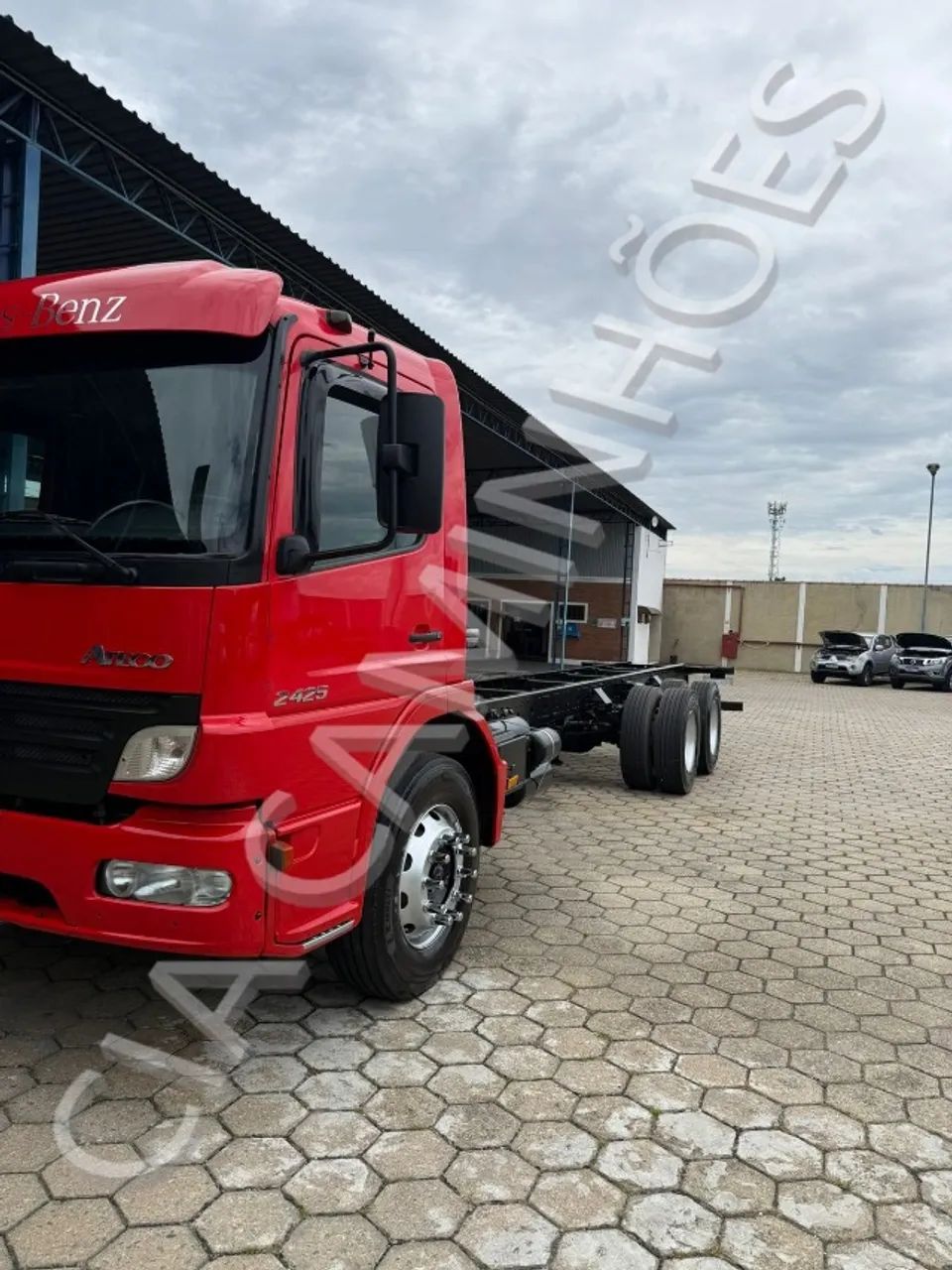 MB ATEGO 2425 ANO 2012 NO CHASSIS - Foto 2