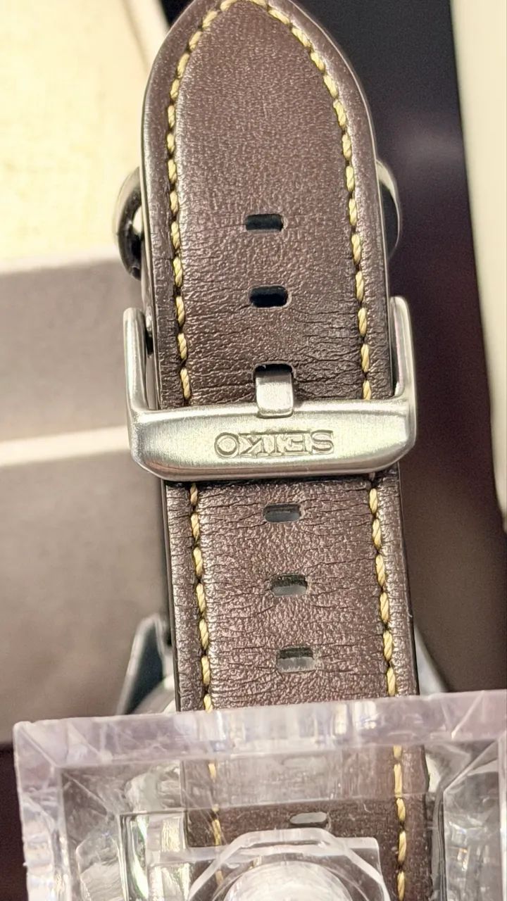 Seiko 5 gmt pulseira de couro  - Foto 5