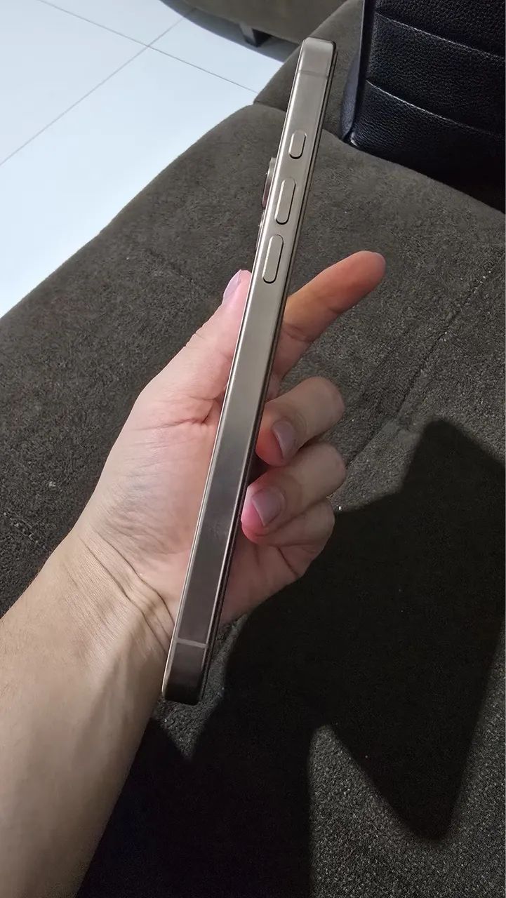 iPhone 16 pro Max - Foto 2