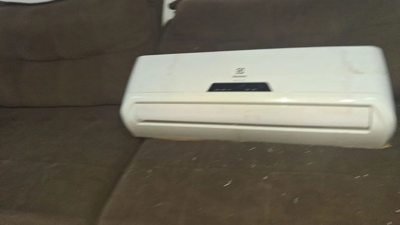 Um ar condicionado  - Foto 2