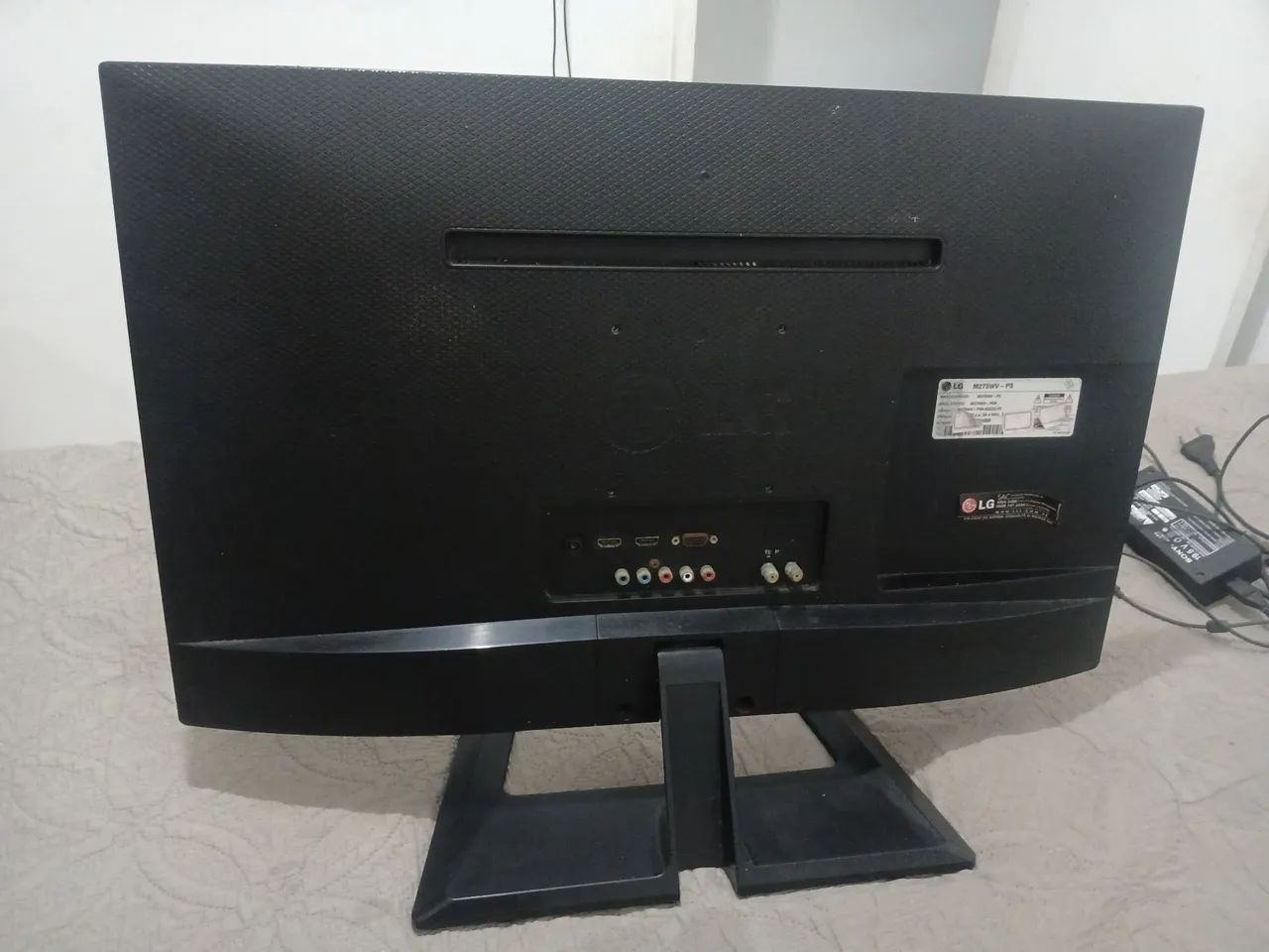 Vendo TV LG acompanha chromecast 