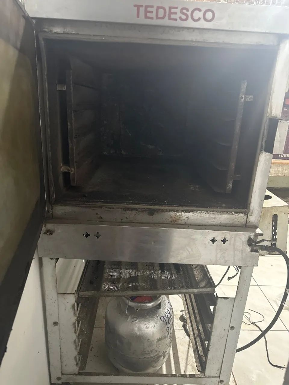 Forno De assar Pão Tedesco