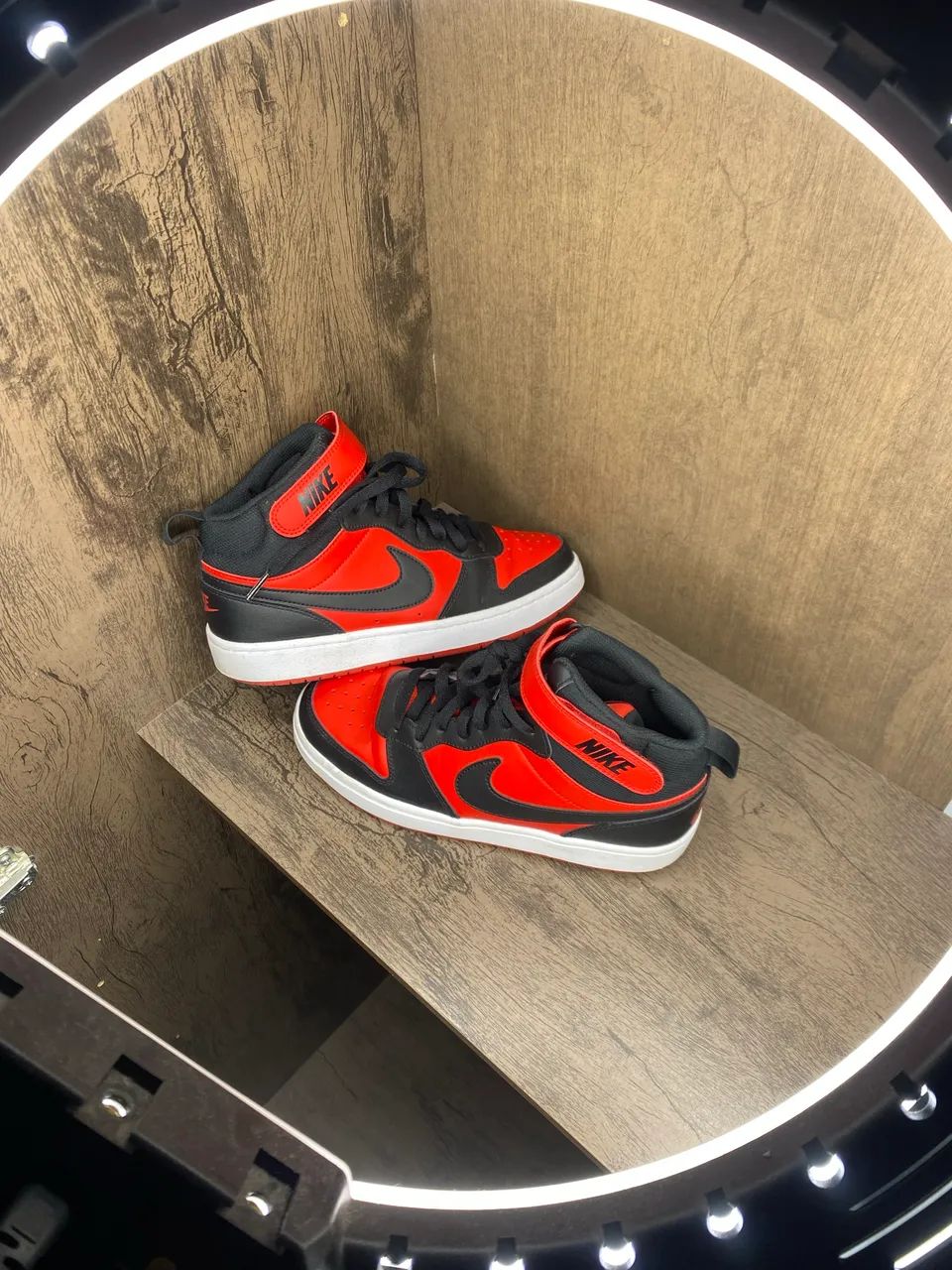 Nike borugh mid 2