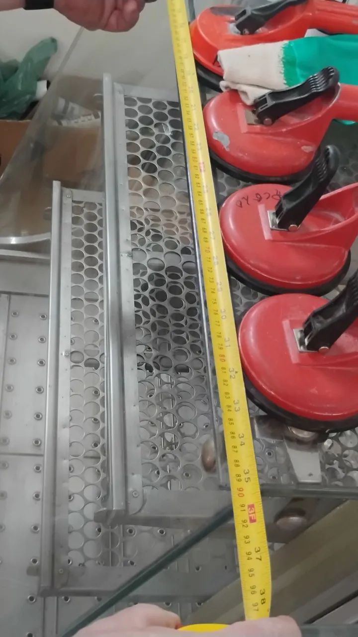 Vitrine refrigerada expositora em inox e vidro  - Foto 4