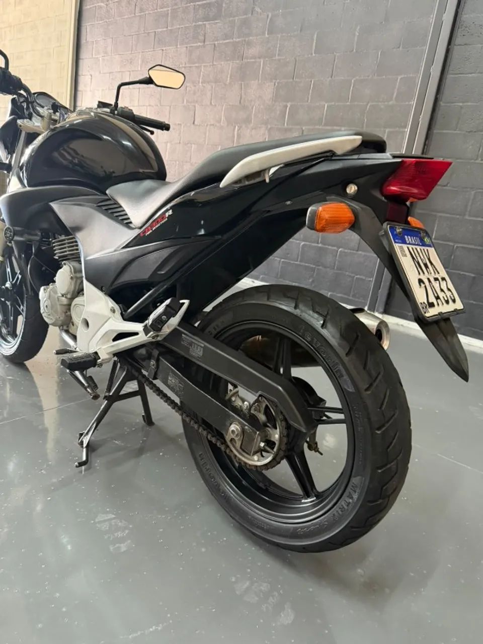 CB 300R 2011 - Foto 2