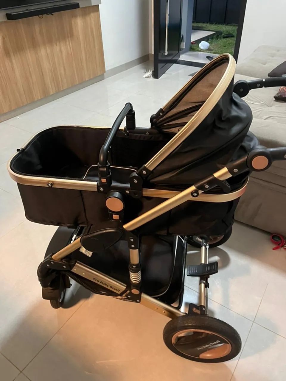 Carrinho de bebê luxo  - Foto 2