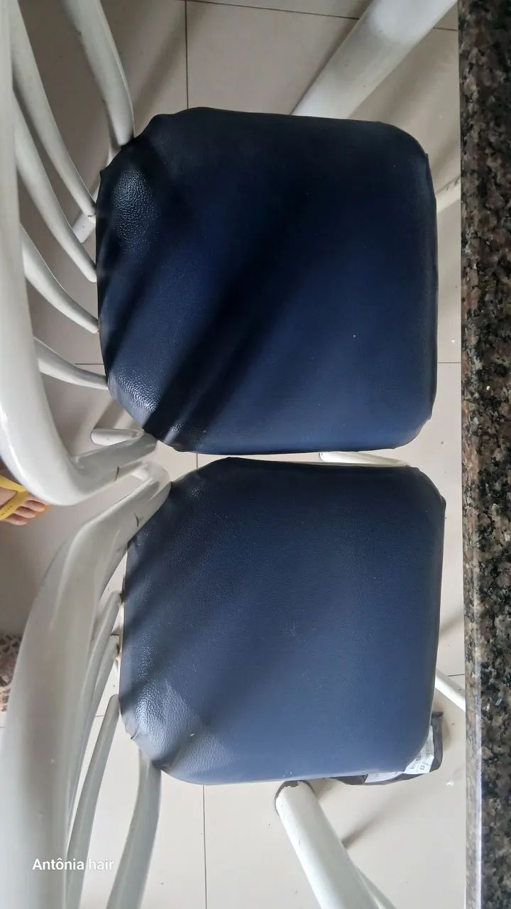 Vendo mesa com 6 cadeiras - Foto 5