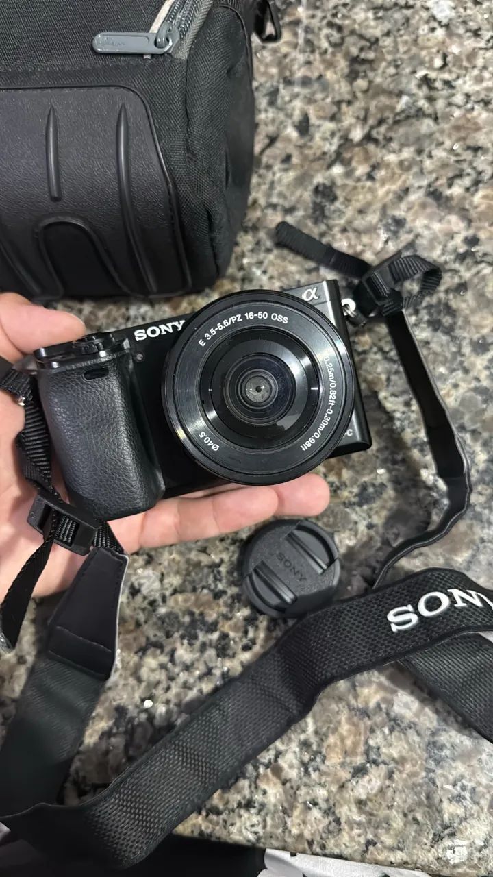 Câmara Sony a6000 impecável!