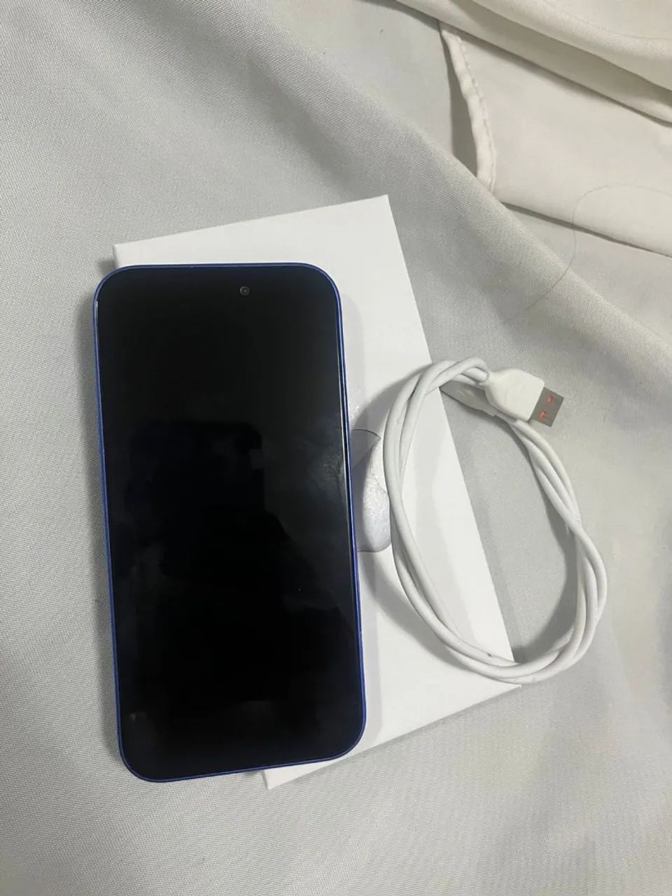 iPhone 16 