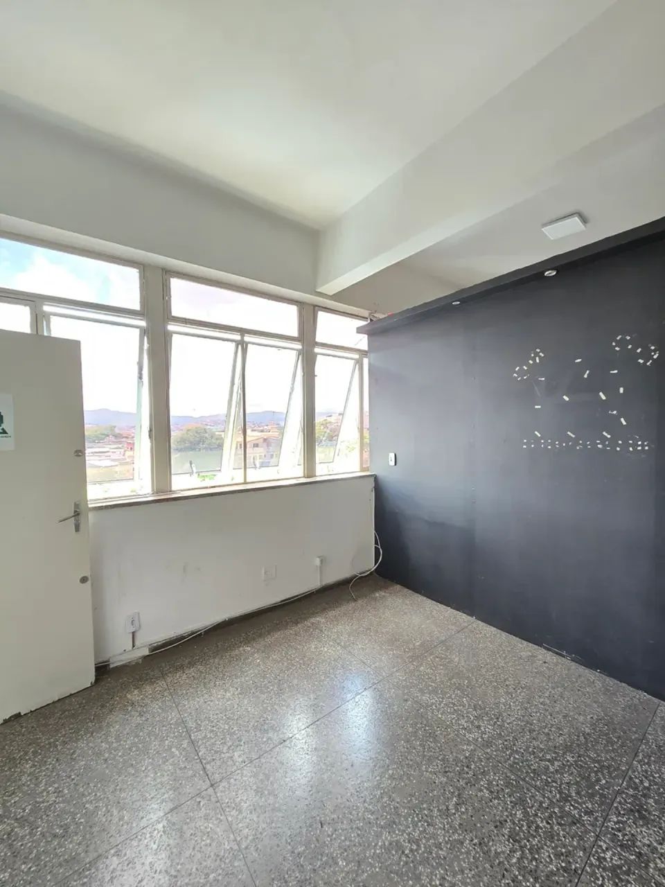 Excelente sala comercial c/ 128 m2 B. Amazonas - Contagem  MG - Foto 2