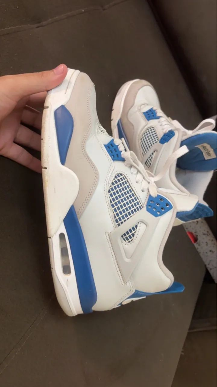 Air Jordan 4 military blue ?