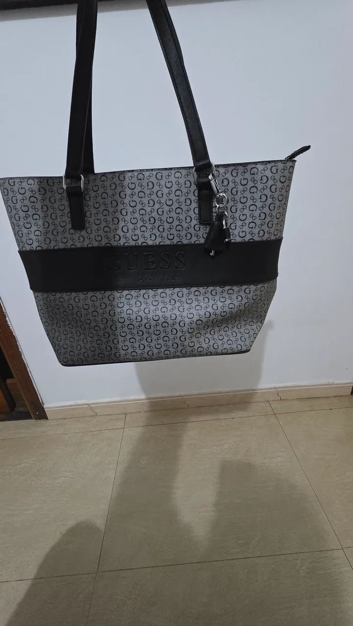 Bolsa Guess Original semi nova sem detalhes. - Foto 4