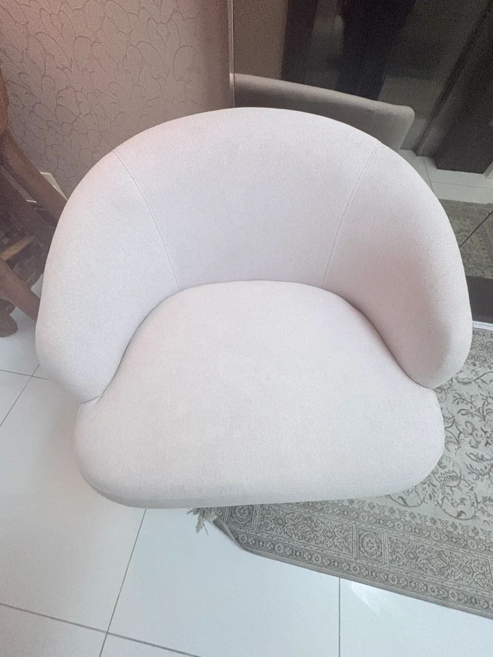 Poltrona de tecido de linho design contemporâneo 